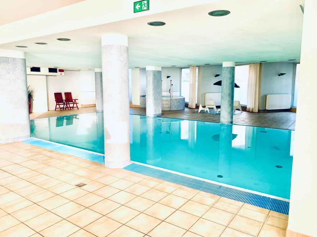 City View Wellness Apartment Swim&Steam&Relax Krasków Eksteriør bilde