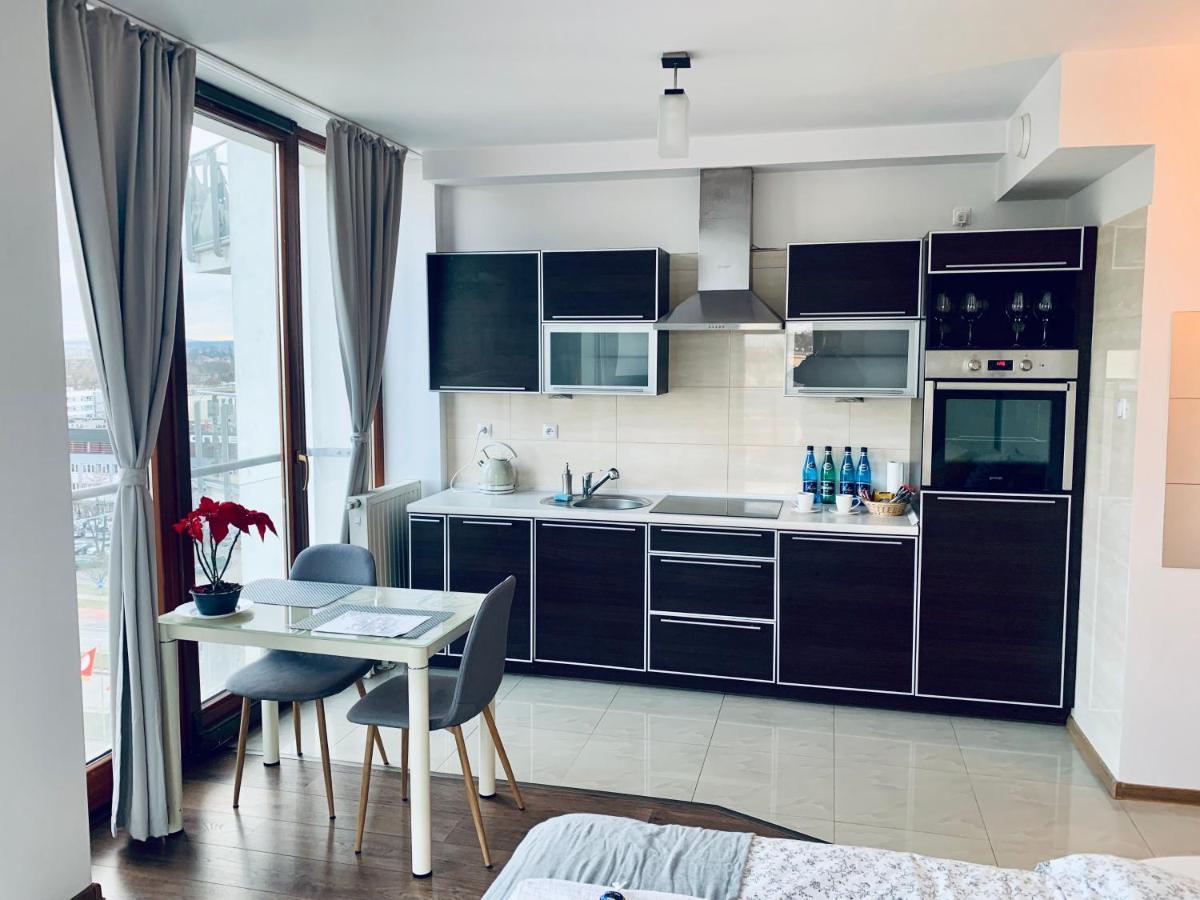 City View Wellness Apartment Swim&Steam&Relax Krasków Eksteriør bilde